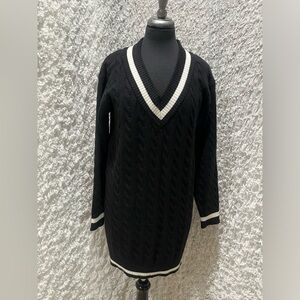 J FOR JUSTIFY VARSITY STYLE Black V-Neck Cable Knit Sweater Dress SIZE M